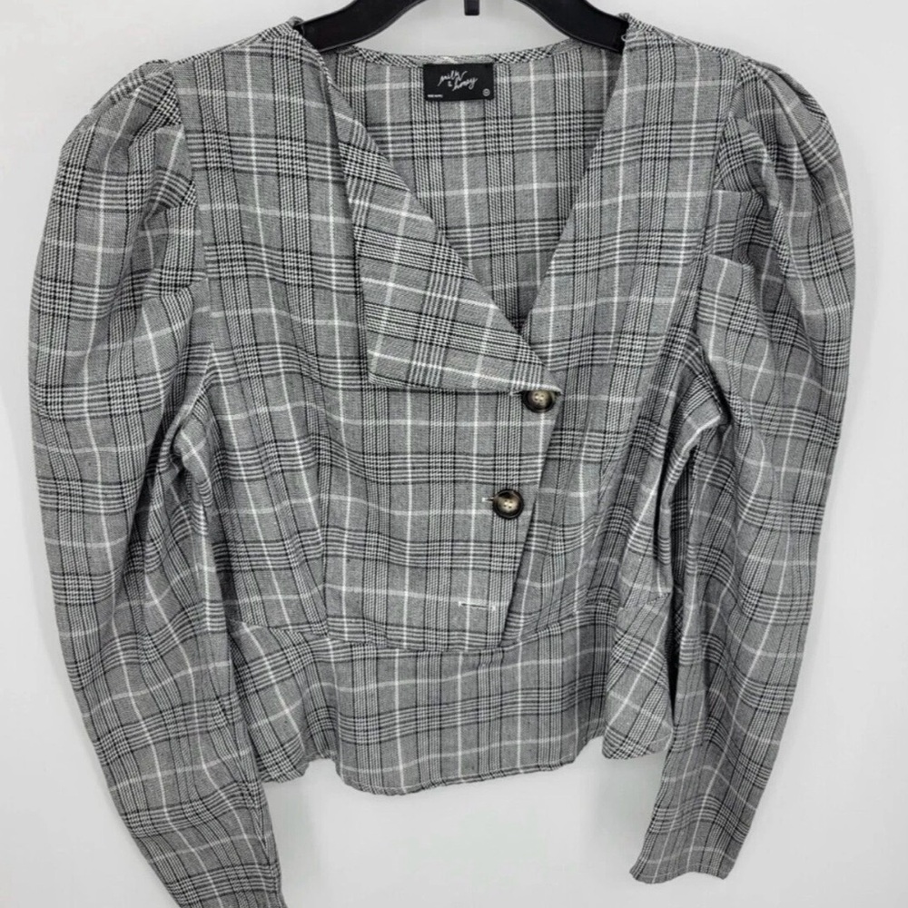 Gray Vintage-Inspired Blazer with Puff Sleeves